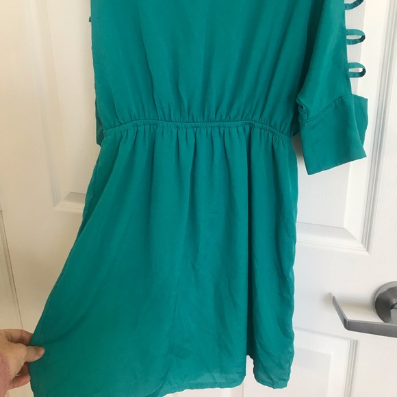Green Empire Waist Mini with Cut-Out 3/4 Sleeves - Picture 2 of 4